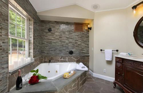 Nature Getaway Charming Villa Near Trails & Parks - Foto 6