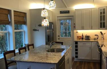 River Run Cottage Modern 2BR Waterfront Retreat in Linville Land Harbor - Foto 21