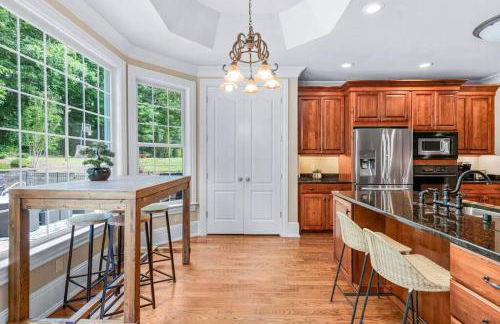 Lush Palace Has Power and Water, MTR Options - Foto 40