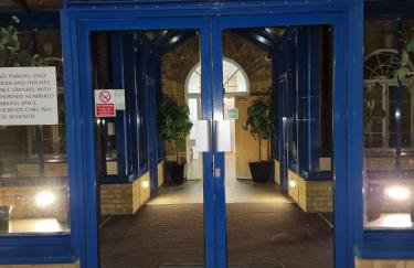 Stunning 3 Bedroom Flat, with Parking, Sleeps Six, Near Greenwich Park - Foto 35