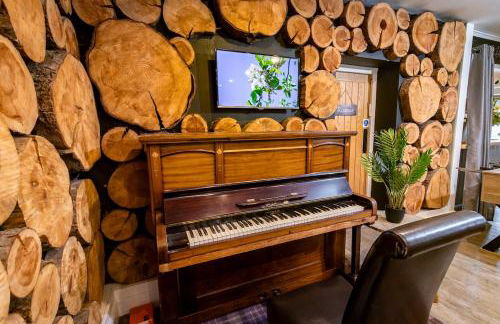 New Hobbit, stunning views, sleeps 42, Bar, Hot Tub - Foto 41