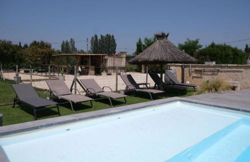 beautiful provencal mas with pool in barbentane, close to avignon, sleeps 8. - Photo 7