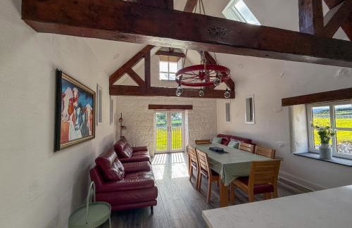 Wee Henry's Barn - Photo 42