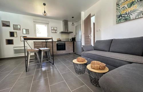 Séjour Romantique Jacuzzi intérieur Privé - Foto 14