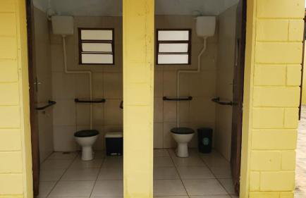 Chácara charmosa com piscina, campo de futebol - Photo 4