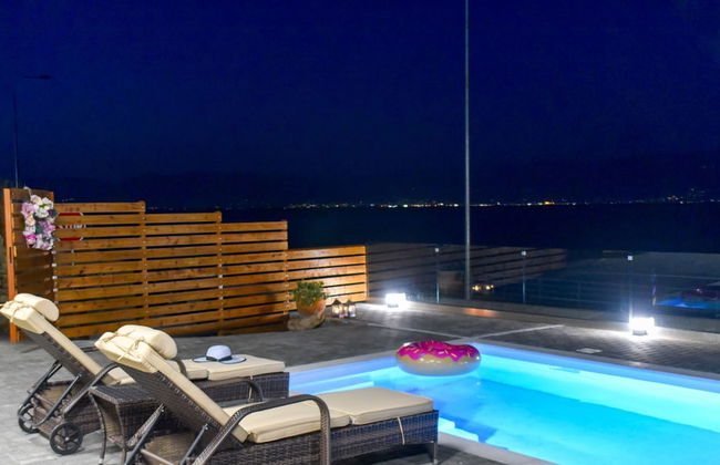 Aurora Luxury Retreat - Beachfront & Private Pool - Foto 14