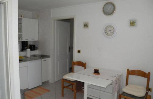 Apartments Aleksandar 2 - Photo 6