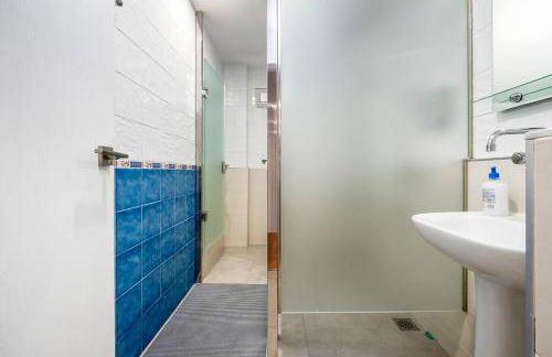 Amplia Casa Familiar con Calefacción, cerca de Sierra Nevada y Granada - Foto 35