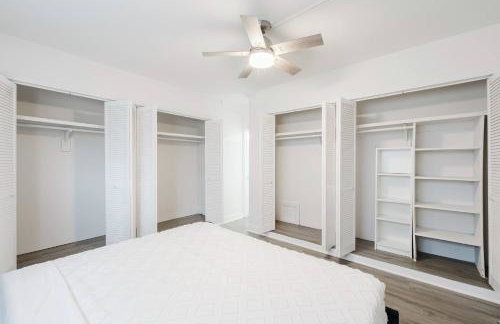 Waterfront Getaway | Pool, Hot Tub & Gym - Photo 19