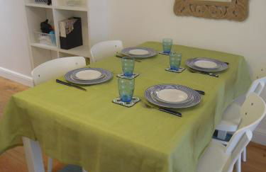 Pretty Victorian Cottage - Photo 8