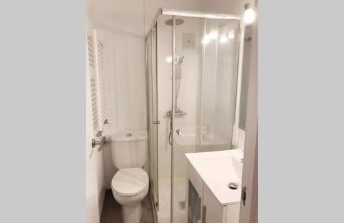 Alojamiento Entero Junto Ifema y Aeropuerto - Foto 13