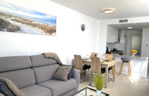 Lujoso Ático en Flamenca Village! - Photo 13