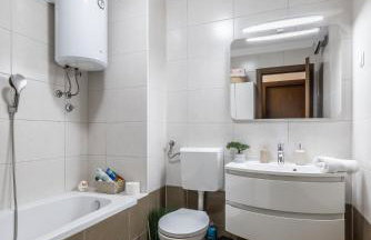 Three Lions Apartment - Photo 8