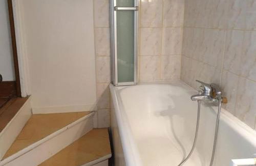 Retraite Paisible au Cœur de la Forêt de Rambouillet avec Étang Privé et Charme Authentique - FR-1-527-8 - Foto 13