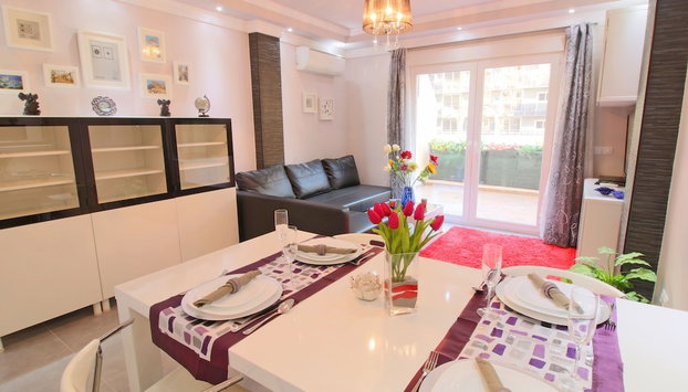 Apartamento Perlamar 3 - Foto 3, Servicio de comidas en la habitación