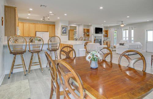 Waveland Vacation Rental - Walk to the Beach! - Foto 6