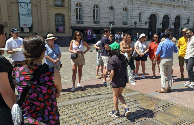Free tour pelo exterior dos museus e palácios de Santiago - Foto 1