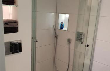 Souterrainwohnung im Grünen - Foto 13