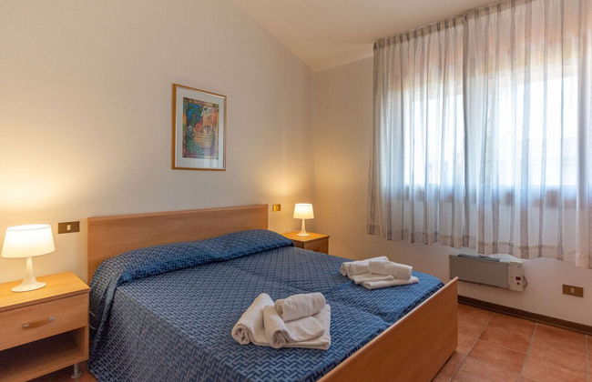 Villa in Albarella With Private Pool & Beach - Photo 2