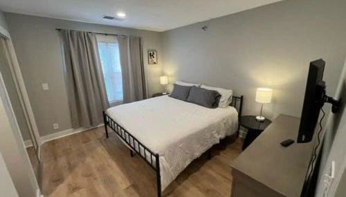 Steps to Aksarben Village, Walk to UNO - Foto 2