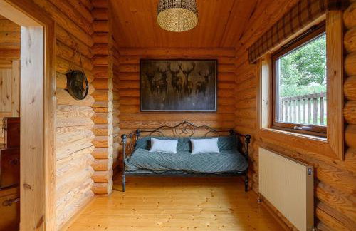 Hunters Lodge - Photo 18