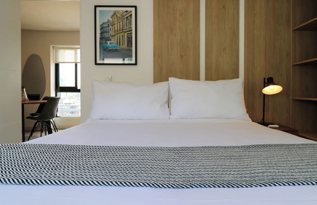 Gray By Wynwood House - Photo 11