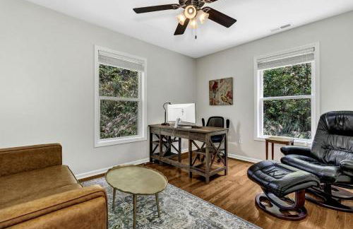 Spacious Mountain Retreat with Bonus Game Room Near Asheville, Barnardsville, NC - Foto 61