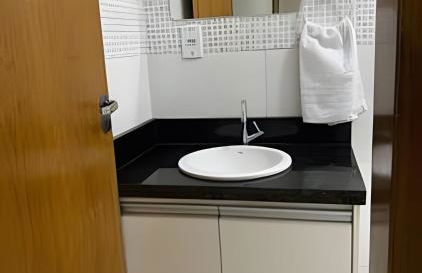 Até 10 pessoas, próx. ao shopping, ar condicionado, garagem apt A - Foto 20