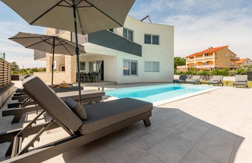 Villa Amfora with heated pool, wellness and tennis - Foto 12