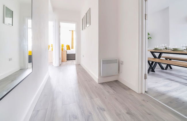 Modern Town Center Apartments Aldershot - Photo 28