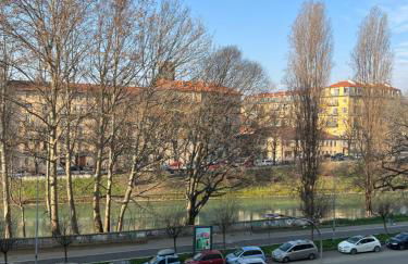 Room with private balcony on the Dora river - Foto 7