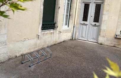 La Cour du Prince - F2 Centre-ville avec cour - Foto 21