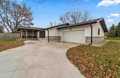 Spacious 5BR Family Home Near ISU & Attractions - Foto 34