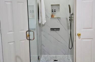 Arlington Social - Photo 21