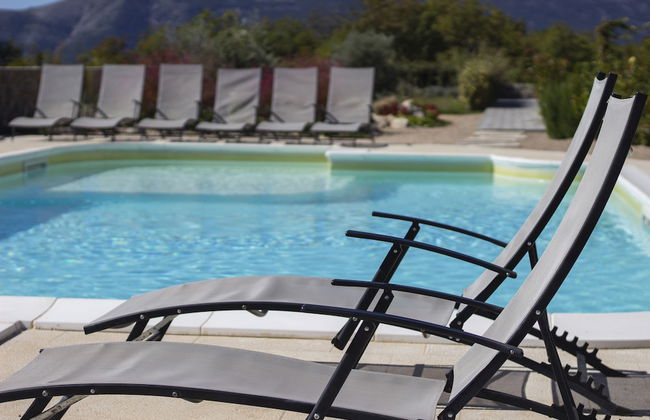 Wabi Sabi Resort & Apartments - Photo 19