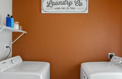 Botanical Oasis near Riverwalk - Sleeps 12 - Foto 29