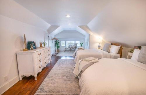 Pelican Hideaway - Charming Home & Entire Backyard - Foto 19