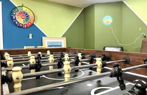 Heaven Heights - HotTub, Pet Friendly, EV Outlet, Pool Table, Game Room, BBQ, FirePit, Library - Foto 31