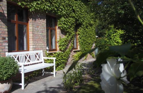 SchlossparkFerienwohnungen Rheinsberg mit Garten - Foto 12