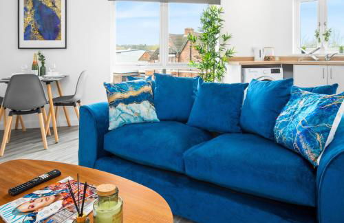 Stylish Two Bed Apartment -Cradley Health - Smart Tv - Netflix - Parking 27BC - Foto 1