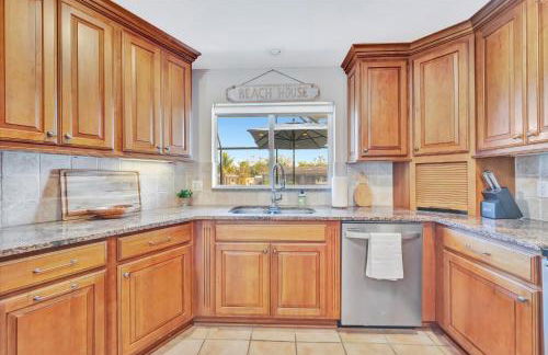 Siesta Key Beach Waterfront Home with Kayaks and Bikes - Foto 14