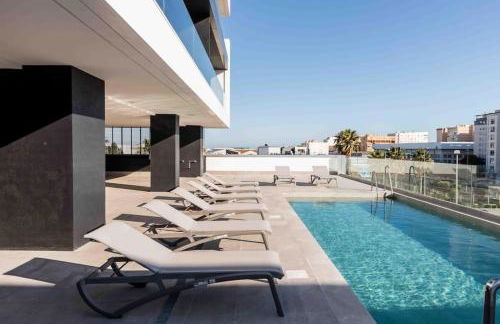 Torre D'Arenas, playa Victoria, piscina y parking - Photo 36