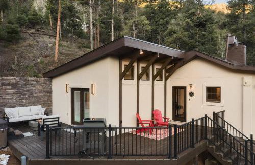 Mountain Cabin with Hot Tub, Scenic Views, Fire Pit, by Forest & Peak Retreats - Foto 37