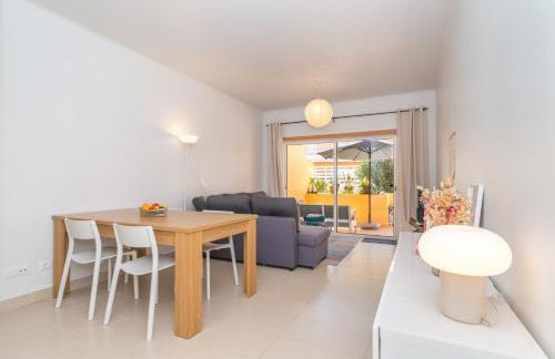 Casa Nobre 2BDR - 4 mins walk Train Station - Pool - Patio - Quiet - Foto 4