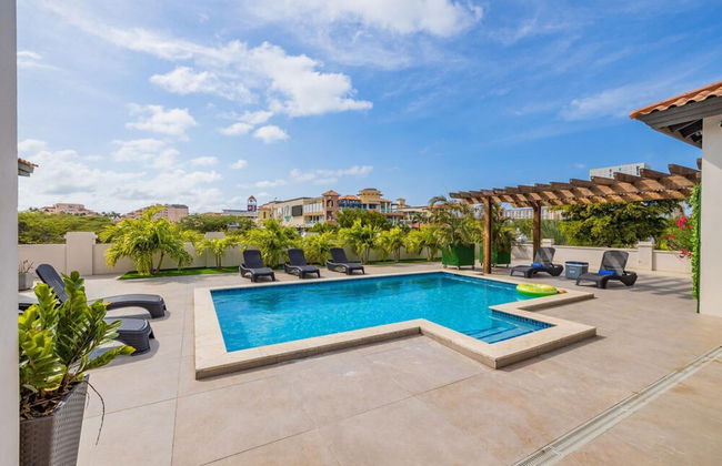 NEW 6BR Villa w Pool Across Street Palmbeach - Foto 52