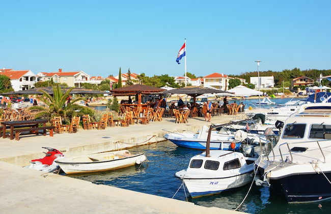 Charming Apartment in Vrsi Mulo, Great Place in Dalmatia for Family Vacation - Foto 3