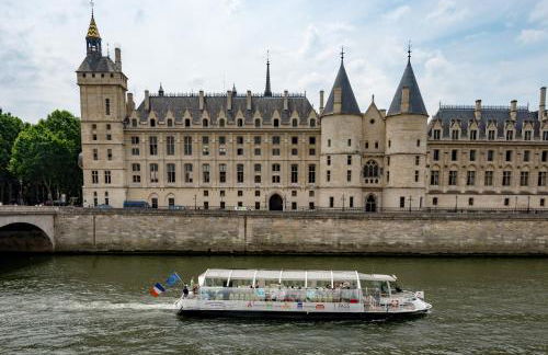 D&E - PARIS-DISNEY - HOLIDAYS APARTMENT - APPARTEMENT DE VACANCES - 5 CHAMBRES- 5 SDB - 5 BEDROOMS - 5 BATHROOMS - Netflix - Foto 43