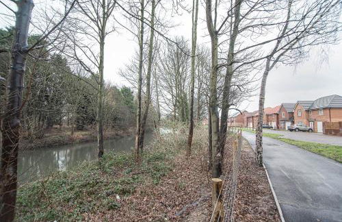 Solid Mirror Modern Riverside Home, Doncaster - Foto 13