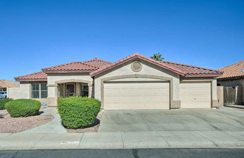 2 Mi to State Farm Stadium! Family-Friendly Home - Photo 3