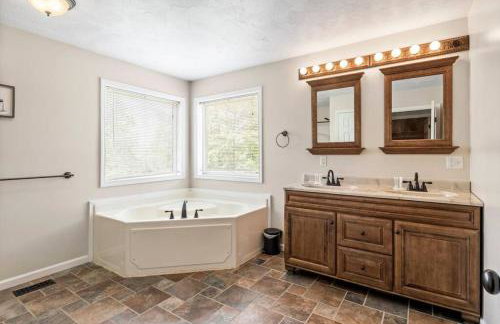 Serene Escape In Finger Lakes Wine Country Close to Ithaca - Foto 18